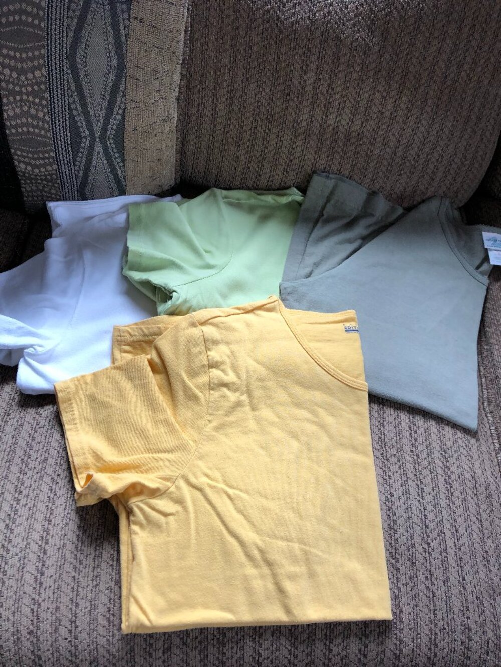 LOT of 4 Short Sleeve Knit Tops Basic Editions XL & Other 22-23" Pit to Pit #JS